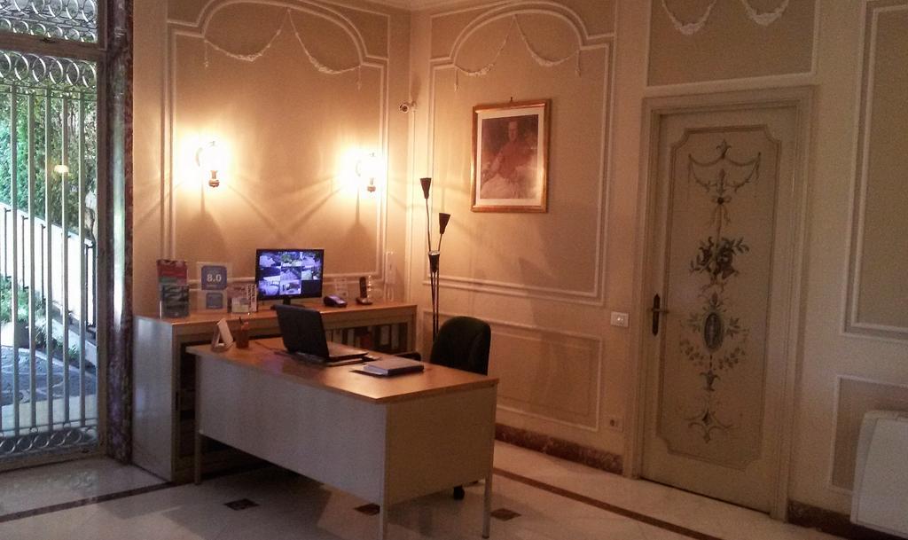 Casa Per Ferie Cardinal G. Guarino Bed & Breakfast Rome Exterior photo